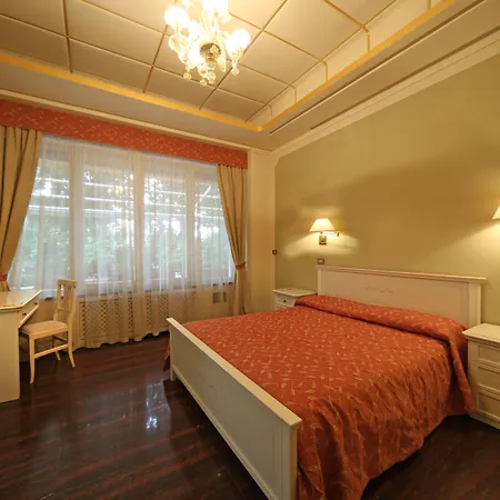 לינה וארוחת בוקר La Terrazza ברשה