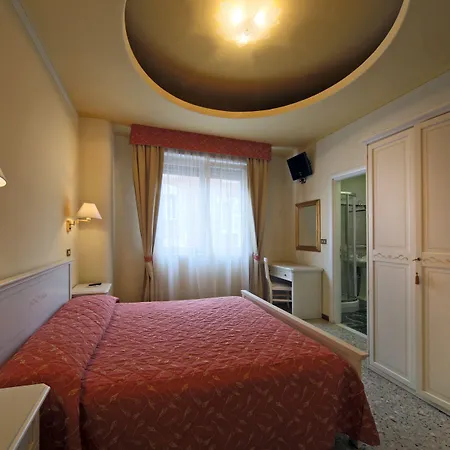 לינה וארוחת בוקר La Terrazza ברשה